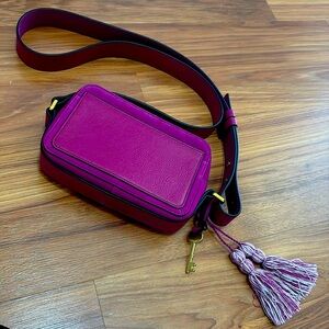 Fossil camera suede/leather crossbody bag magenta